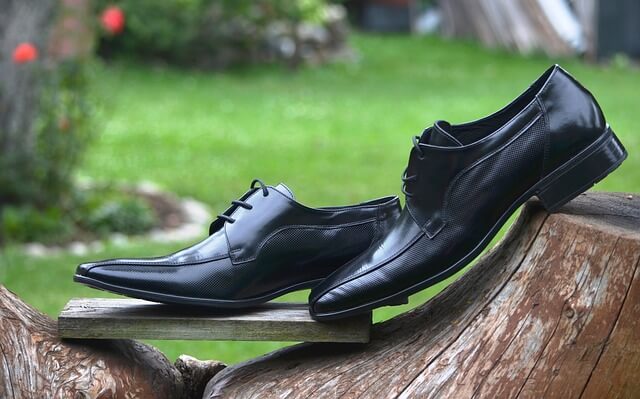 shoes-1058419_640